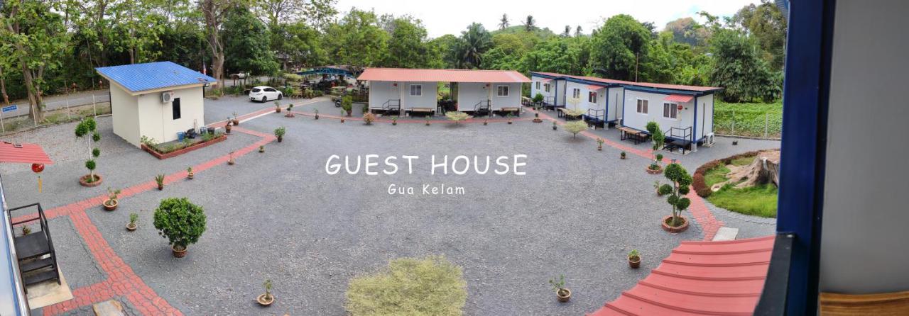 Guest House Gua Kelam Kaki Bukit Esterno foto