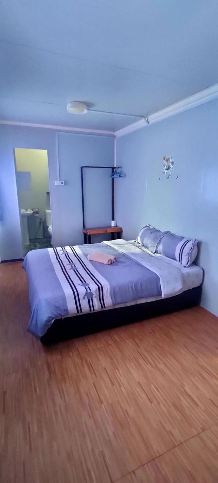 Guest House Gua Kelam Kaki Bukit Esterno foto