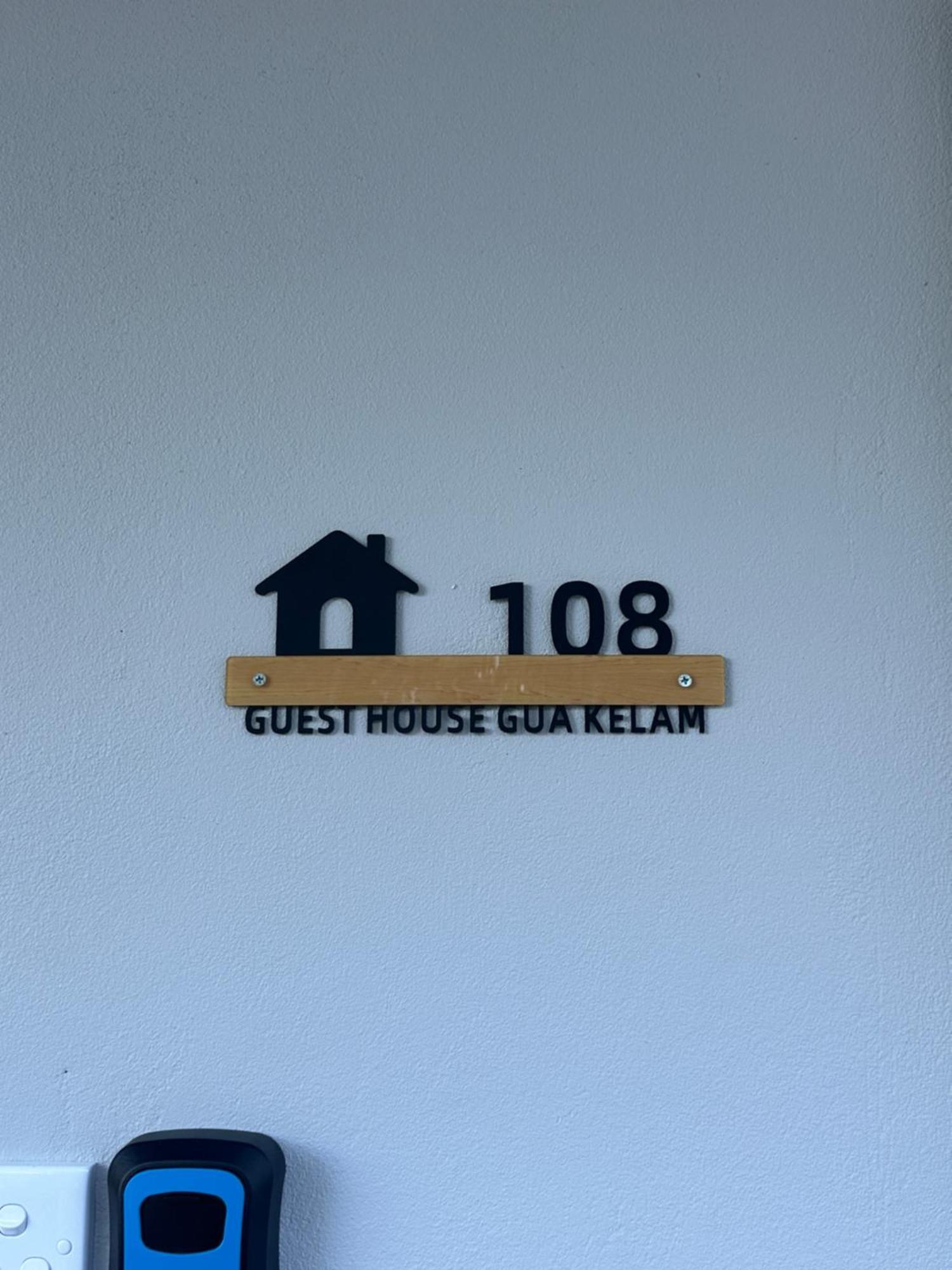 Guest House Gua Kelam Kaki Bukit Esterno foto